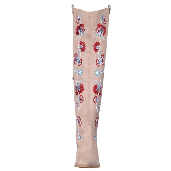 SOLD!! ✅>>CARLOS SANTANA Tan Knee-High Floral Boot - Picture 8 of 8